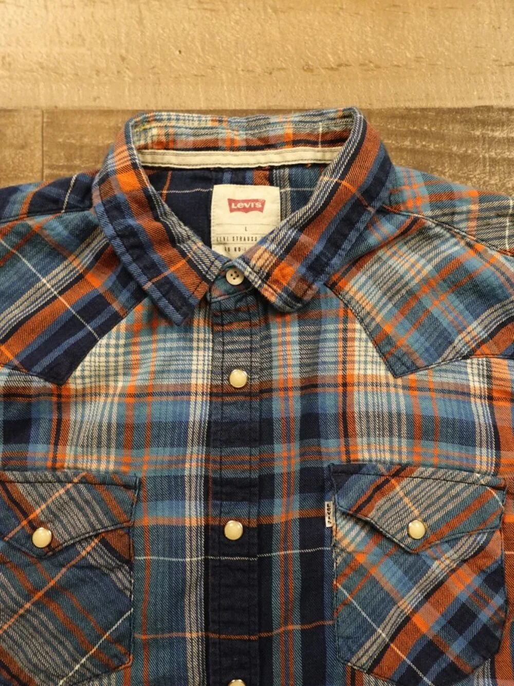 Levi’s Western Plaid Pearl Snap Shirt Men’s Large Blue Orange Cowboy